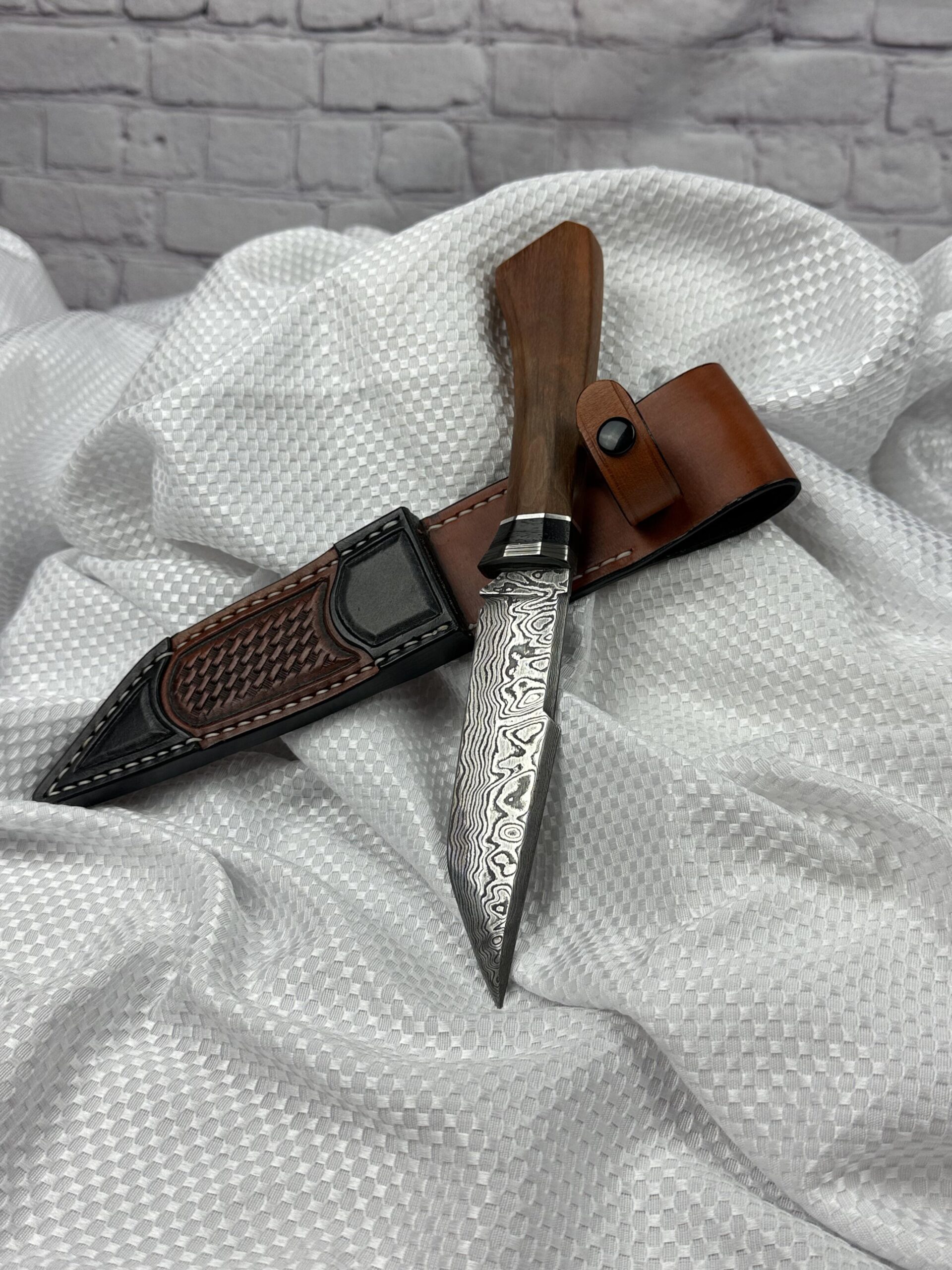 Luxusní nože z damaškové oceli Luxusní nože z damaškové oceli